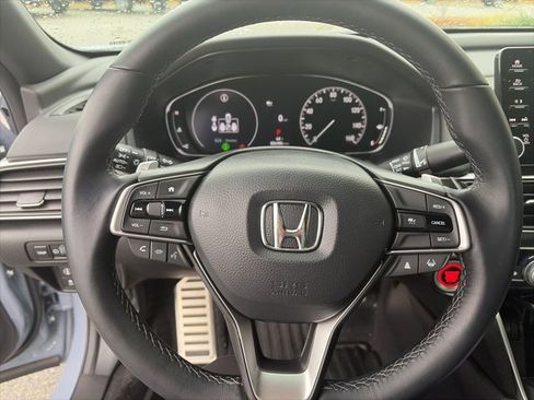 Used 2022 Honda Accord Sport image 12