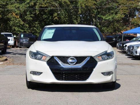 Used 2017 Nissan Maxima 3.5 SV image 2