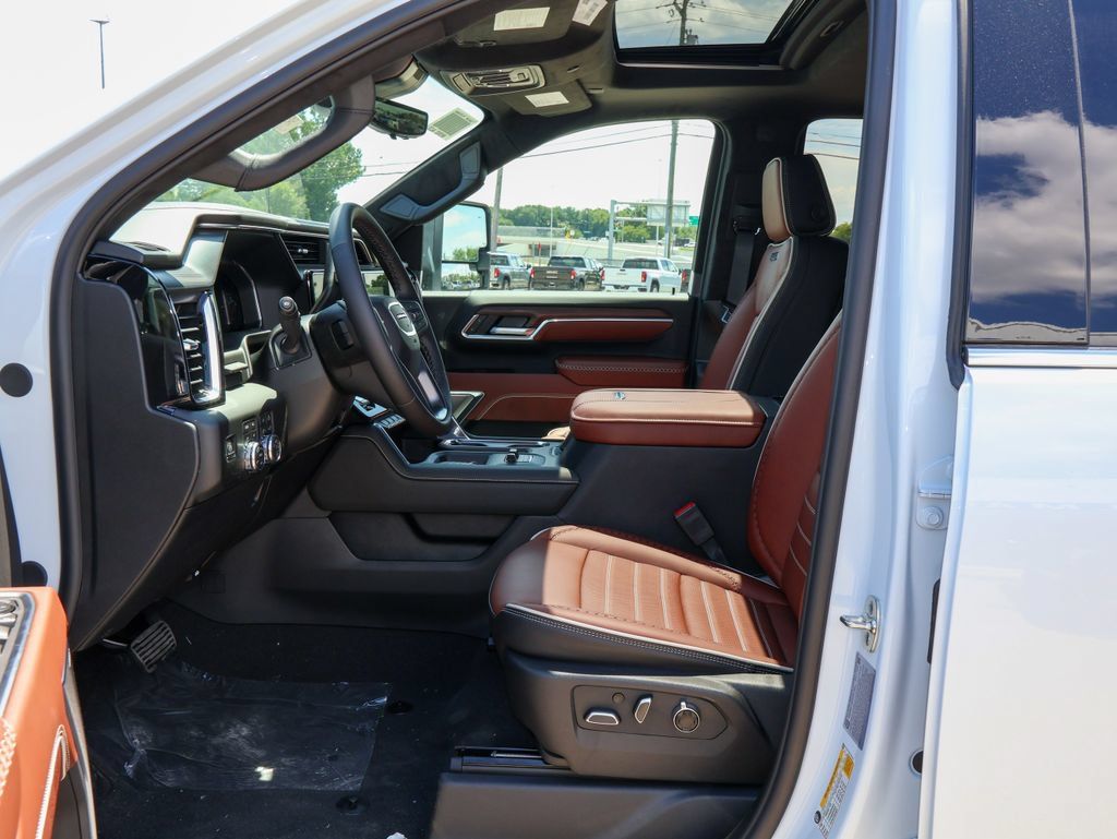 New 2026 GMC Sierra 3500 Denali Ultimate AWD/4WD image 8