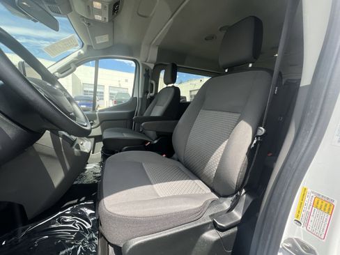 Used 2025 Ford Transit 350 XLT RWD image 21