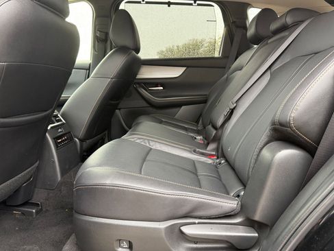 Used 2025 MAZDA CX-90 3.3 Turbo w/ Preferred Package image 28