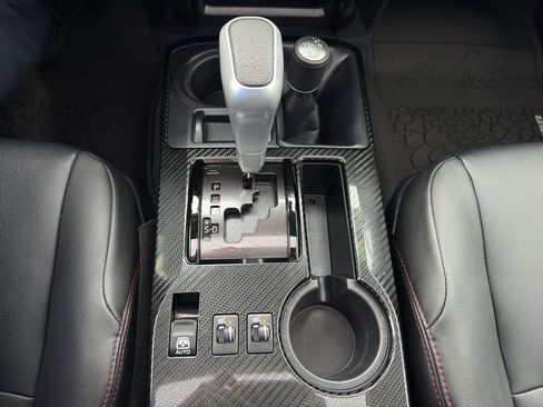 Used 2024 Toyota 4Runner TRD Pro AWD/4WD image 32