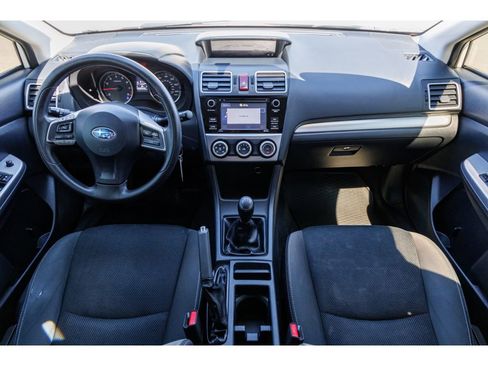 Used 2015 Subaru Crosstrek 2.0i Premium image 11