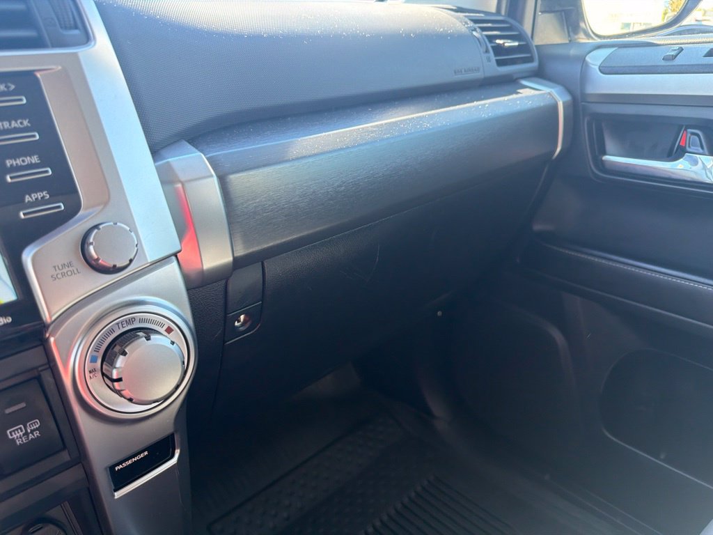 Used 2023 Toyota 4Runner SR5 Premium w/ Moonroof Package AWD/4WD image 19