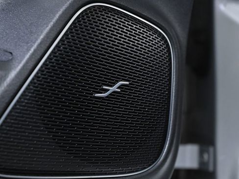 Used 2022 Mercedes-Benz GLB 35 AMG 4MATIC image 29