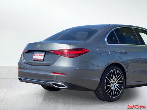 Used 2023 Mercedes-Benz C 300 4MATIC Sedan image 10
