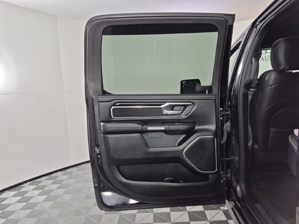 Used 2022 RAM 1500 Laramie w/ Sport Appearance Package AWD/4WD image 29