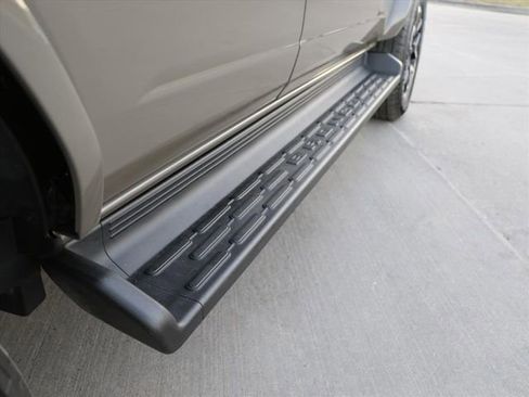 Used 2025 Ford Bronco Outer Banks image 8