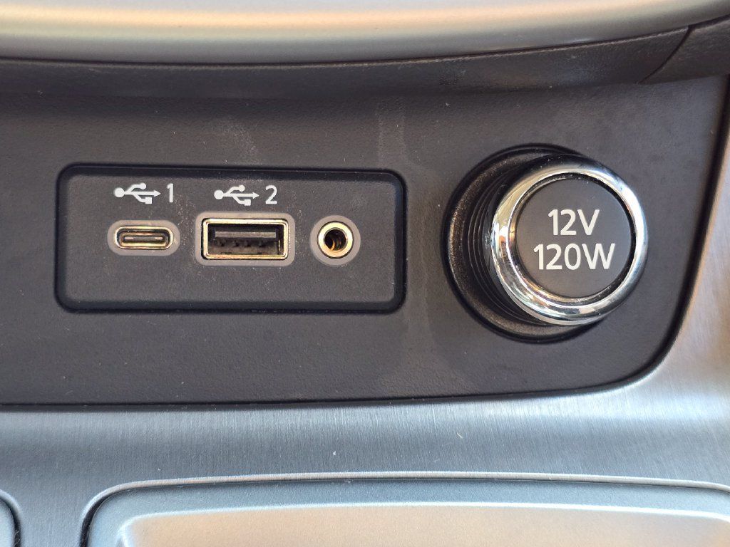Used 2022 Nissan Murano S AWD/4WD image 6