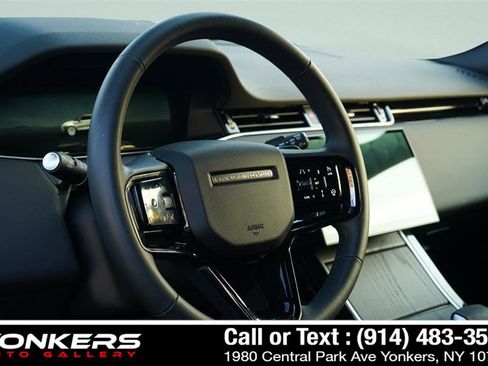 Used 2024 Land Rover Range Rover Evoque S image 45