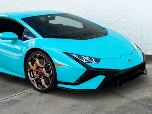 Used 2023 Lamborghini Huracan Tecnica RWD image 17