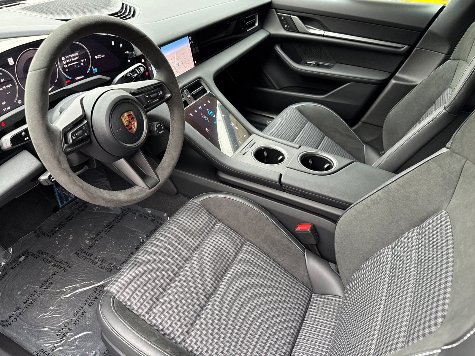 Certified 2026 Porsche Taycan AWD/4WD image 4