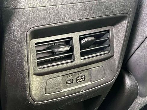 Used 2023 Chevrolet Colorado Z71 w/ Z71 Convenience Package 2 image 13