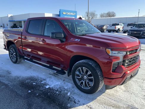 Used 2024 Chevrolet Silverado 1500 RST w/ Convenience Package II image 2