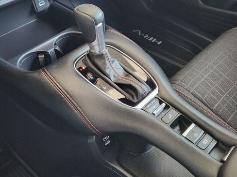 Used 2025 Honda HR-V Sport image 19