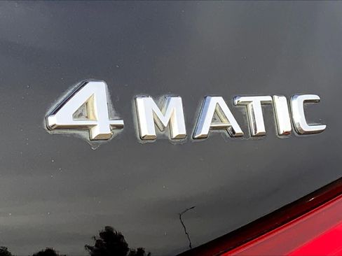 Used 2017 Mercedes-Benz GLS 550 4MATIC image 9