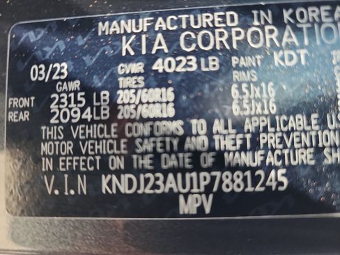 Used 2023 Kia Soul LX w/ Option Group 015 FWD image 14