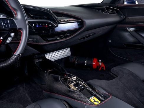 Certified 2022 Ferrari SF90 Stradale image 32