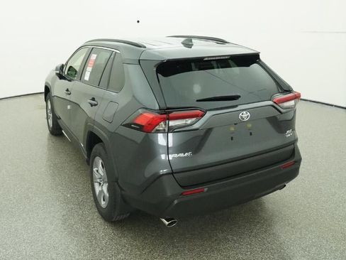 New 2025 Toyota RAV4 XLE image 39
