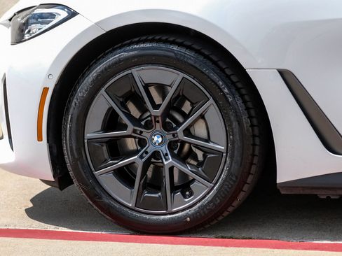 Used 2023 BMW i4 eDrive35 w/ Premium Package RWD image 51