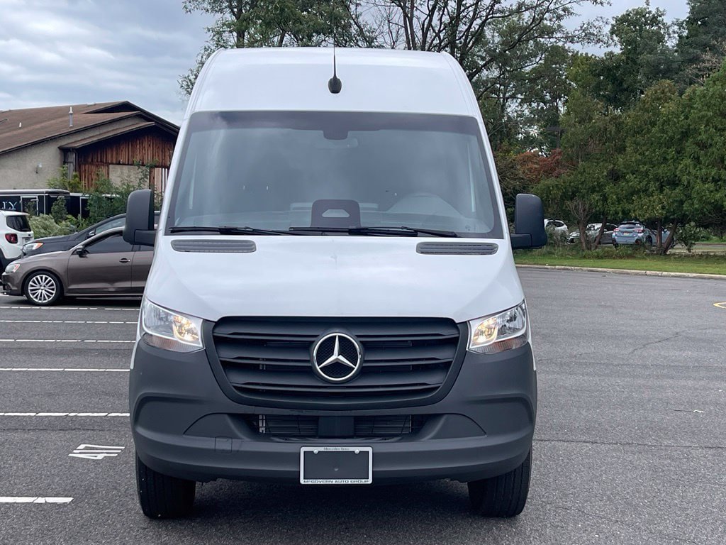 New 2025 Mercedes-Benz Sprinter 2500 image 1