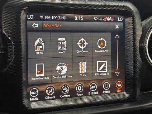 Used 2022 Jeep Wrangler Unlimited Sahara w/ Cold Weather Group image 37