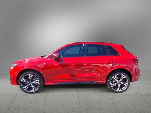Used 2024 Audi Q3 2.0T Premium Plus w/ Premium Plus Package AWD/4WD image 5