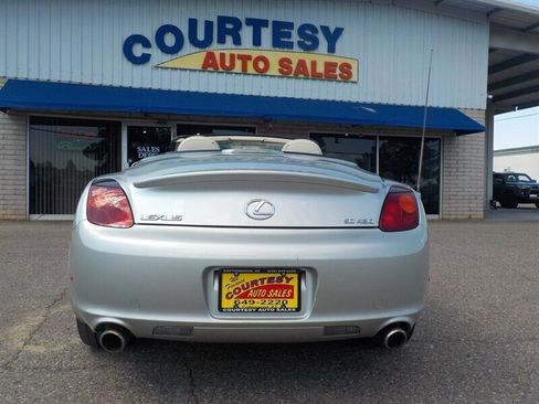 Used 2003 Lexus SC 430 Convertible image 10