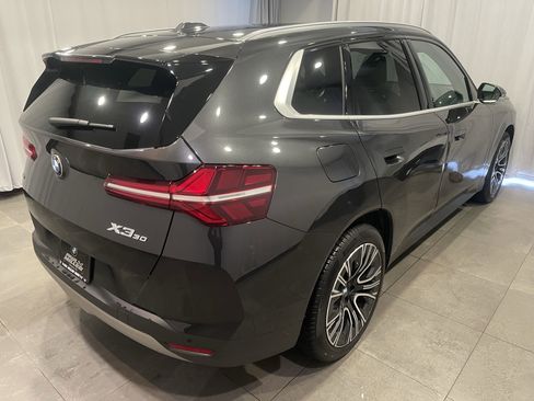 Used 2025 BMW X3 xDrive30i w/ Premium Package image 6
