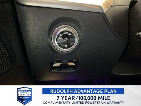 Used 2024 Mercedes-Benz C 300 Sedan image 31