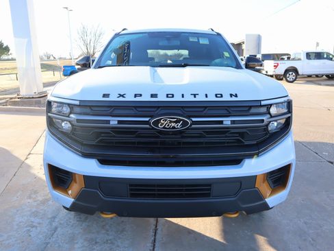 New 2025 Ford Expedition Tremor image 12