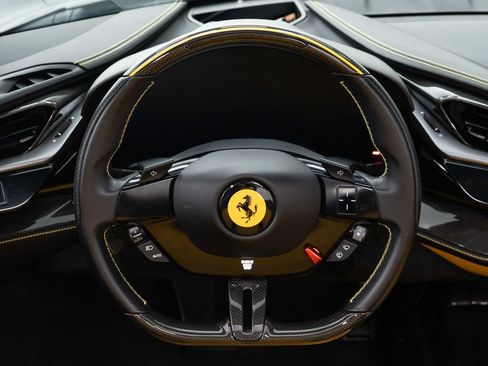 Used 2022 Ferrari SF90 Spider AWD/4WD image 31