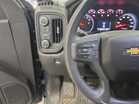 Used 2023 Chevrolet Silverado 1500 Custom AWD/4WD image 11