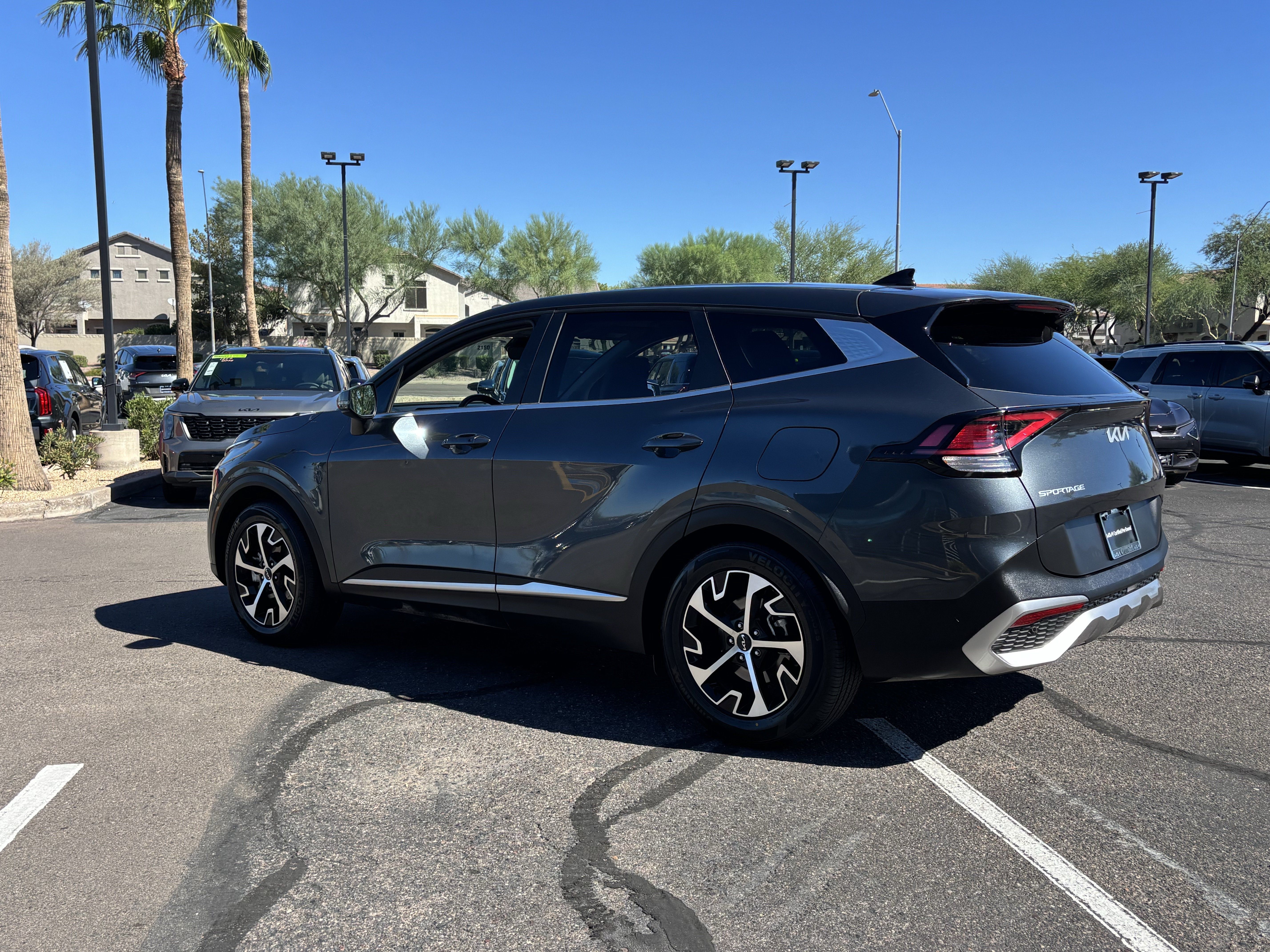 Certified 2025 Kia Sportage EX FWD image 4
