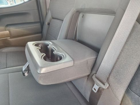 Certified 2022 Chevrolet Silverado 1500 LT Trail Boss w/ Convenience Package II image 20