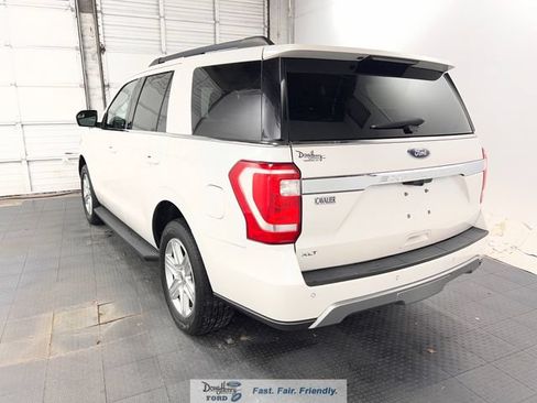 Used 2018 Ford Expedition XLT RWD image 5