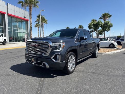 Used 2021 GMC Sierra 1500 Denali w/ Denali Ultimate Package AWD/4WD image 2