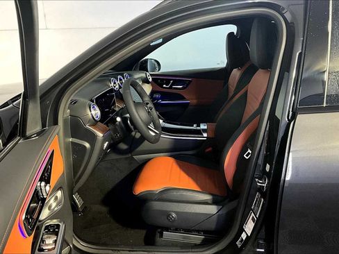 New 2026 Mercedes-Benz GLC 300 4MATIC image 13