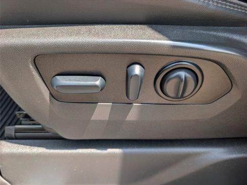 Used 2022 Chevrolet Silverado 1500 High Country w/ Safety Package II AWD/4WD image 13