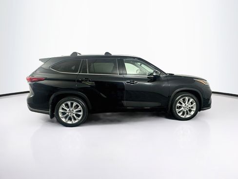 Used 2021 Toyota Highlander Limited AWD/4WD image 10