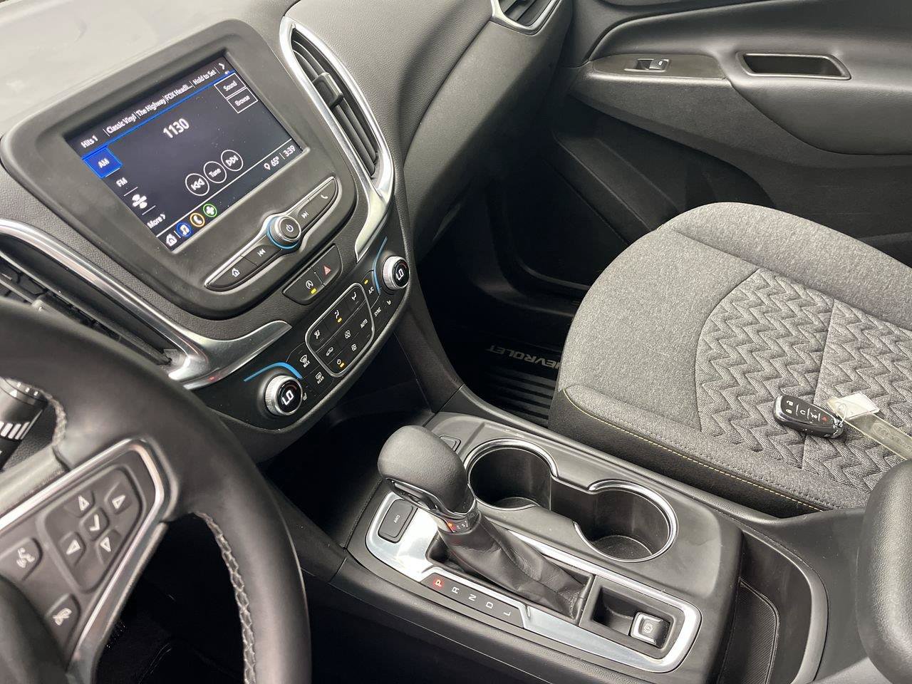 Used 2024 Chevrolet Equinox LT AWD/4WD image 15