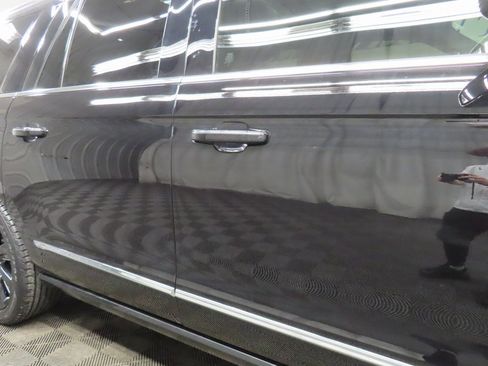 Used 2024 Lincoln Navigator L Reserve w/ Equipment Group 201A image 31