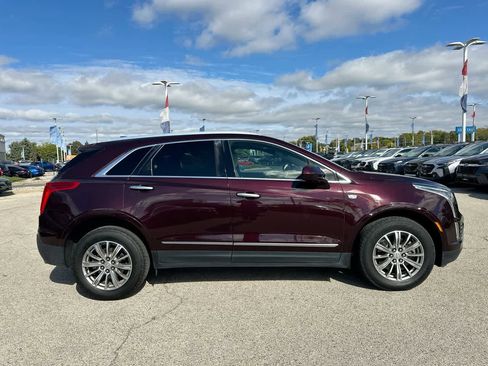 Used 2017 Cadillac XT5 Luxury w/ Driver Awareness Package image 14