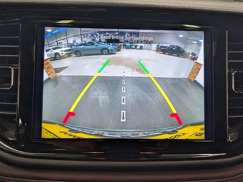 Used 2025 Dodge Durango R/T AWD/4WD image 15