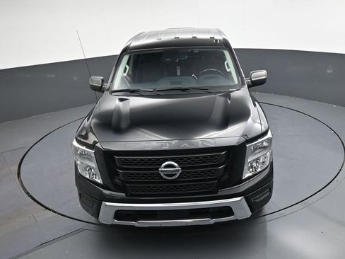 Used 2021 Nissan Titan SV w/ SV Convenience Package image 26