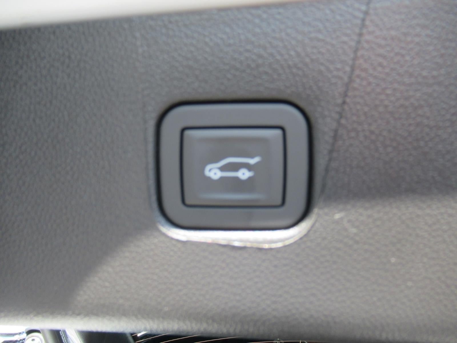 New 2026 Chevrolet Blazer LT w/ Convenience Package FWD image 33