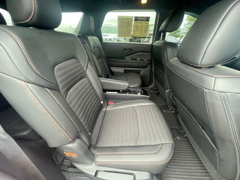 Used 2024 Nissan Pathfinder Rock Creek image 27