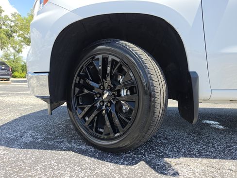 Certified 2023 Chevrolet Silverado 1500 LT AWD/4WD image 40