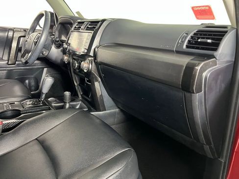 Used 2021 Toyota 4Runner Venture image 33