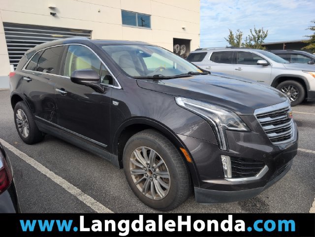 Used 2017 Cadillac XT5 Luxury w/ Driver Awareness Package FWD image 1